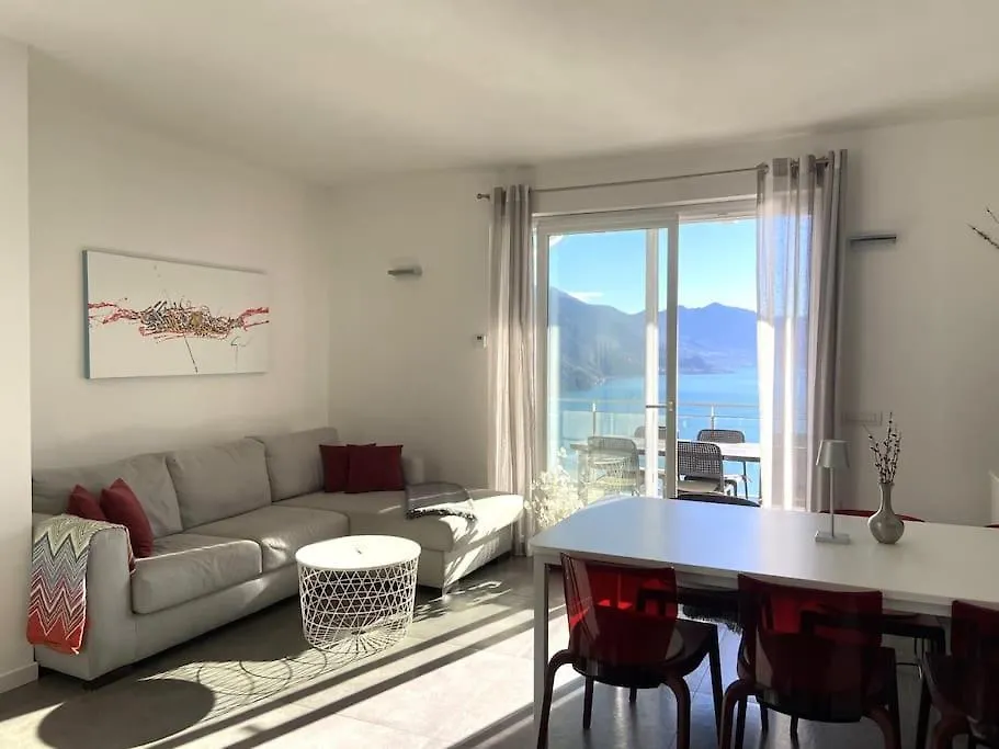 La Casa Sulla Collina Vista Lago Riva di Solto Apartment