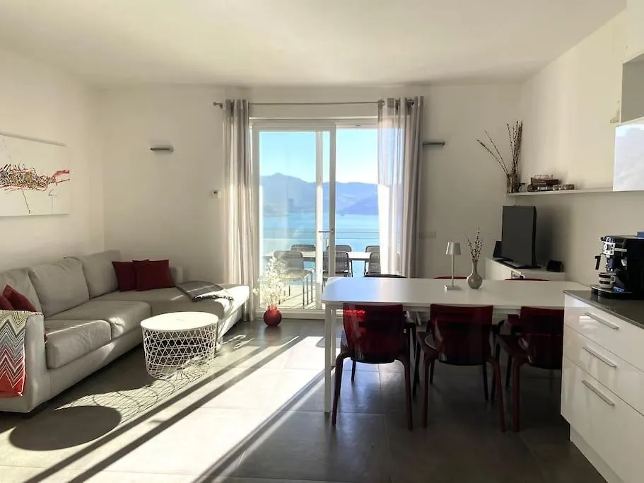 Apartman La Casa Sulla Collina Vista Lago Riva di Solto